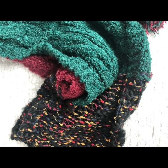 🆕New with tags FREE PEOPLE NOVA TASSEL SCARF - Picture 6 of 9